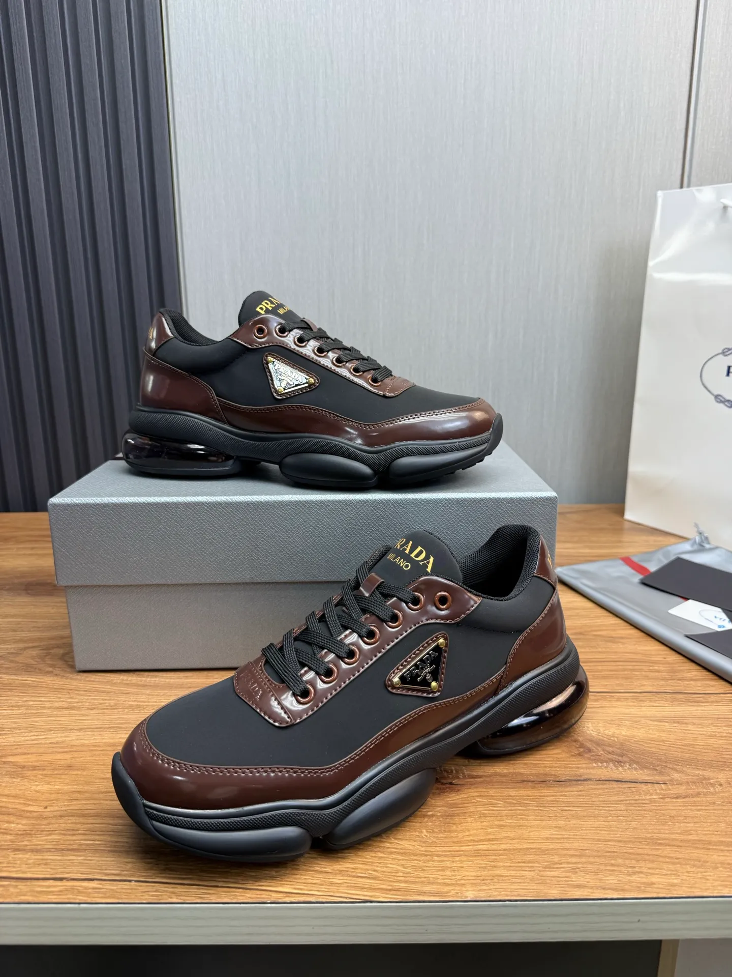 Men's shoes 💰660💰 [PRADA] Men's shoes are popular in the counter, official website is synchronized, 1 high-quality shipment ✔️Original cowhide upper + cowhide lining, 1🆚1 replica, original sole, 38-45 (45 customized, non-refundable)